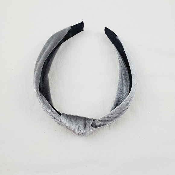 Non-Slip soft fabric knotted headband - Picture 4 of 8